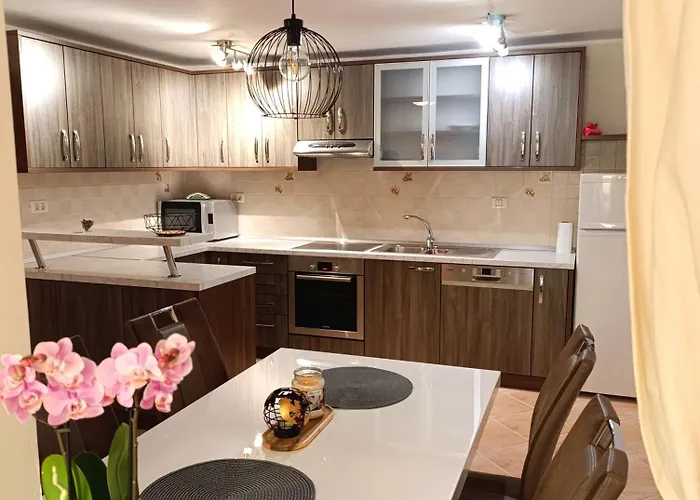 Oasis Apartment